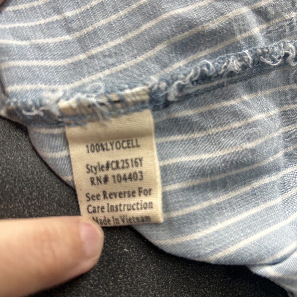Flower and Feather blue white striped blouse sz L - Picture 6 of 8